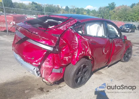 2026 Tesla Model Y Long Range Dual Motor All-Wheel Drive from USA, damaged, VIN 7SAYGDED6TA439243